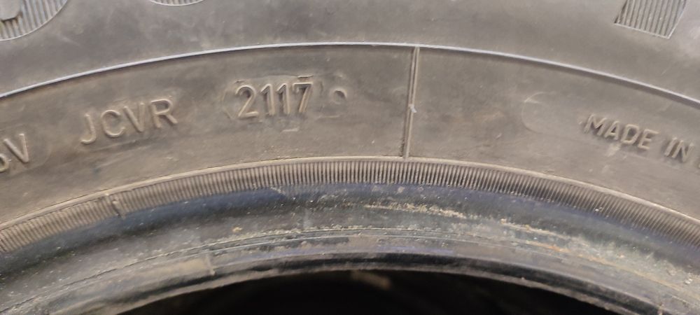 215/65R16 4szt. Goodyear Ultragrip ICE ARCTIC.