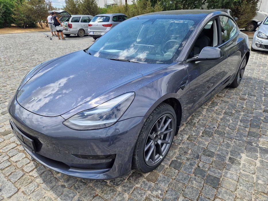Tesla model 3 Standard Range