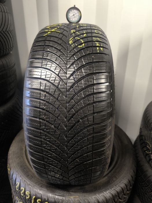 : Opona Goodyear Vector 4 season 225/50/17 pojedynka