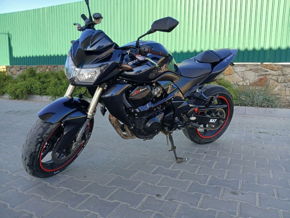 Продам кавсаки z750,2011 рік