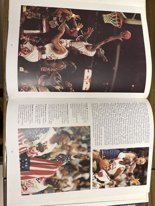 Ksiazka Jack Clary - Gwiazdy NBA + bonus plakat Jordan vs Magic