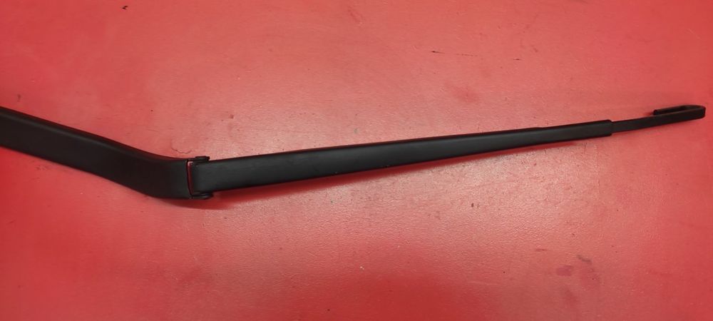 Дворник BMW X5 E53 E70 F15 поводок дворника БМВ Х5 Е70 ф15 ф25 двірник