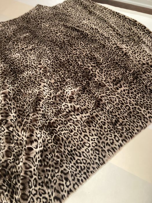 Tecido de pêlo com estampa de leopardo, italiano