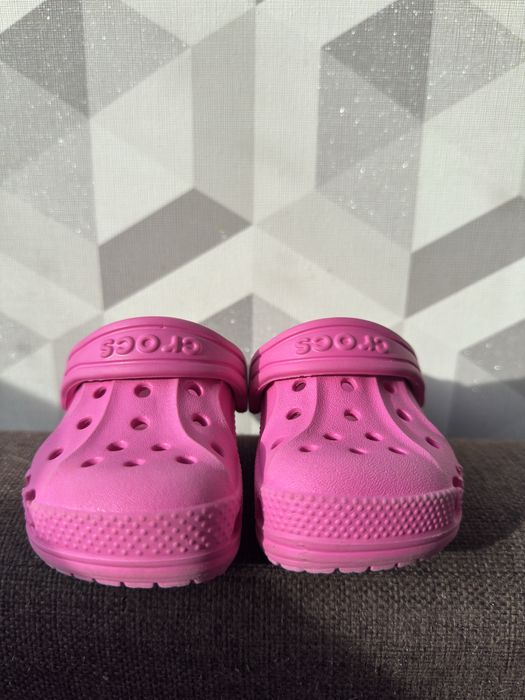 Продам  crocs,розмір c6