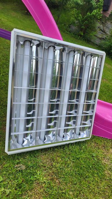 4 Lamp / Lampy / Z Żarówkami / Sprawne 100 % / Całość Oddam Za 70 Zł