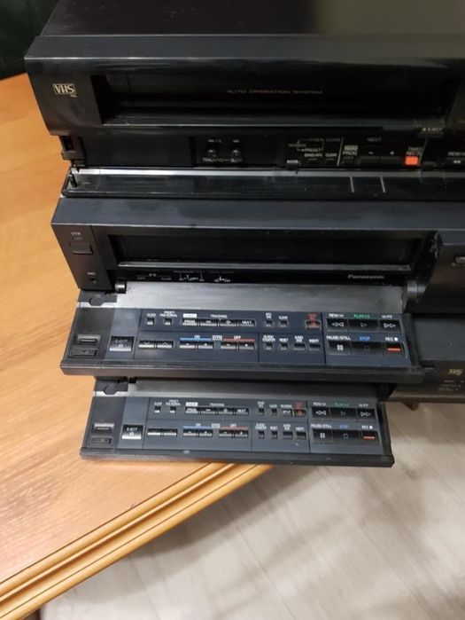 Видеомагнитофон Panasonic J 35- 40