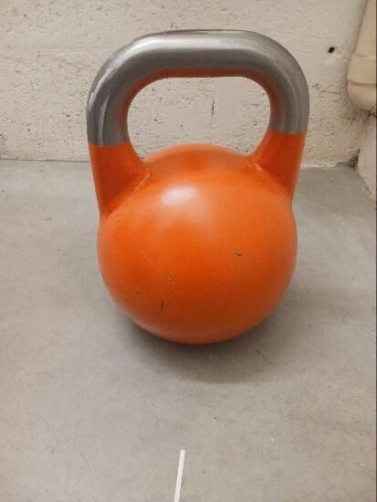 BOOMFIT 28kg - Musculação kettlebell