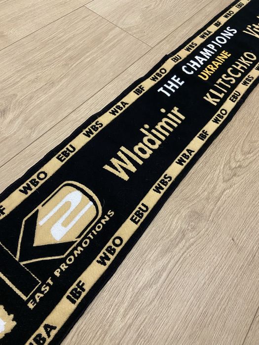 Бокс Кличко Усик шарф роза перчатки Usyk  Klitschko K2 promotion