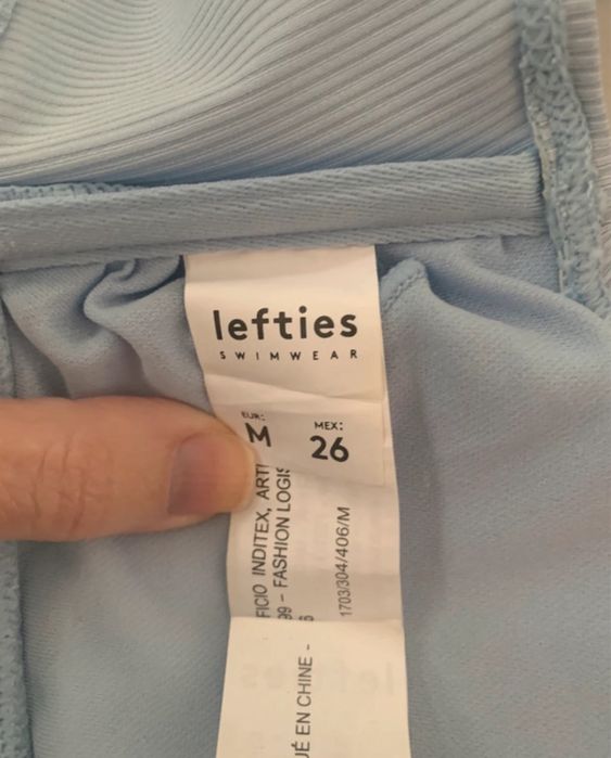 Top novo com almofadas