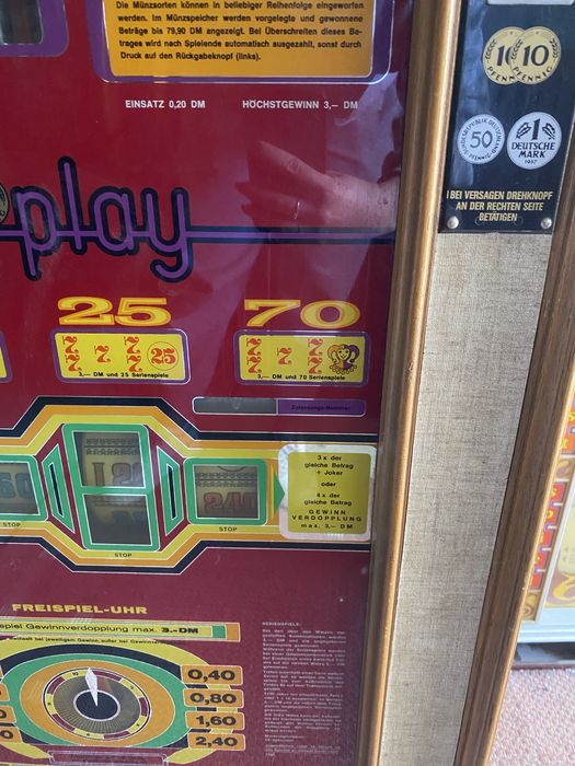 Stary barowy automat