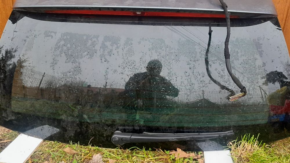 Szyba uchylna klapy tył  citroen c4 grand picasso