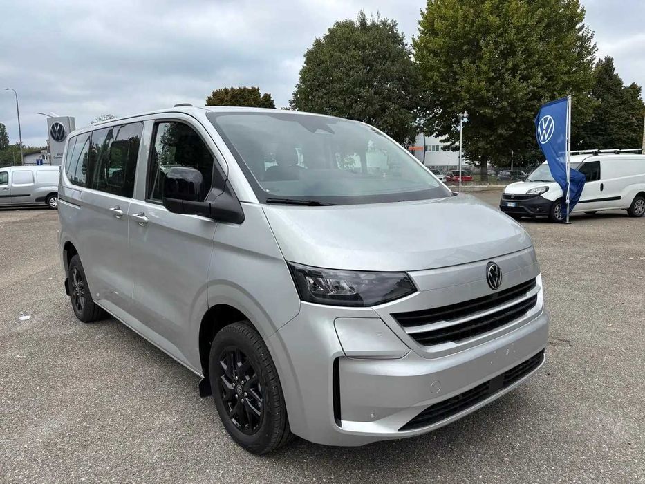 Wypożyczalnia Aut BUS Wynajem BUS 9 osobowy Automat VW Caravelle Samochód 9 osób F Vat Długi L2 150 KM