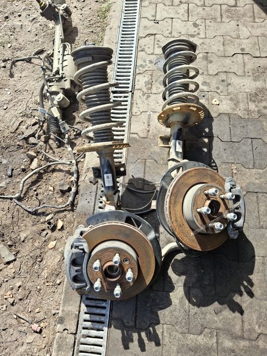 Macpherson zwrotnica tarcza Crafter II Man TGE ŁÓDZKIE