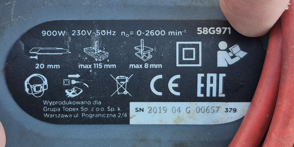 Pilarka szablasta 900W +brzeszczoty