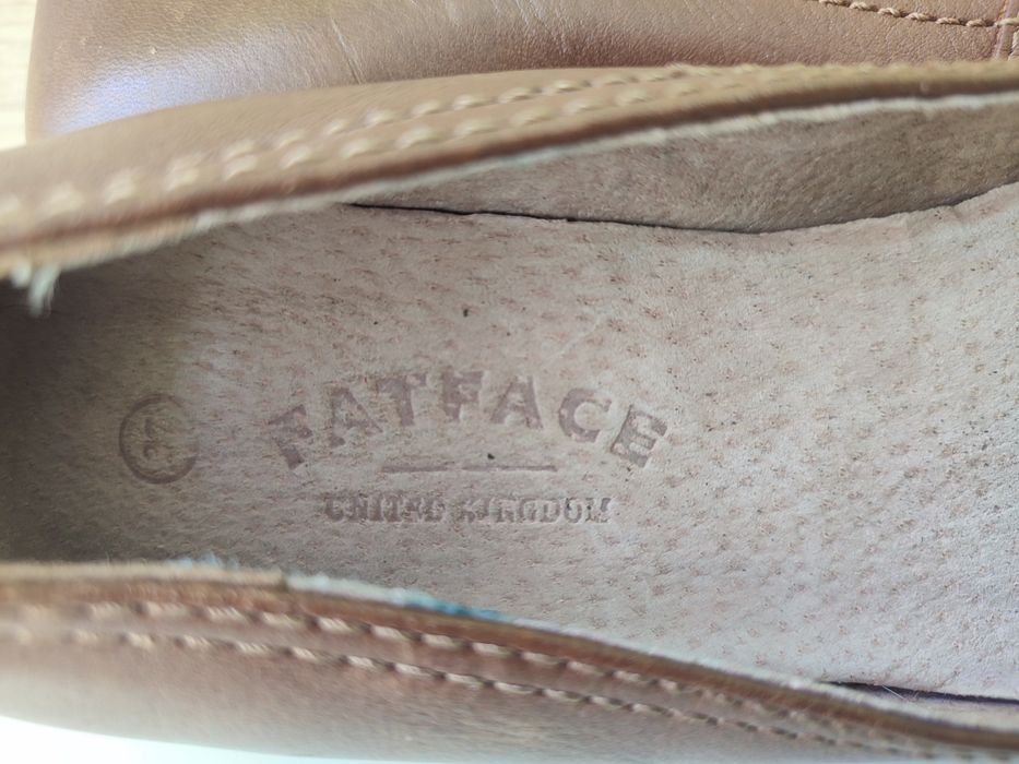 Продам кожаные балетки (туфли)