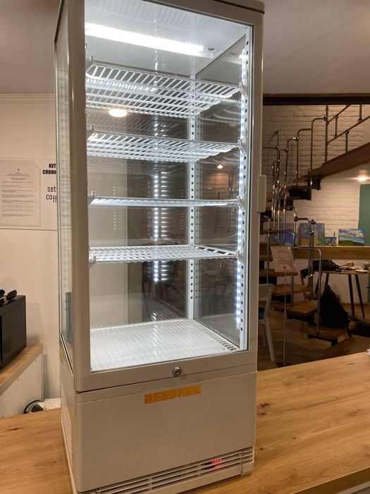 Шафа холодильна Reednee white вітрина барна настільна біла