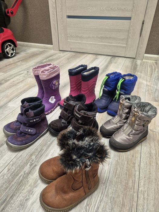 Продам дитяче взуття