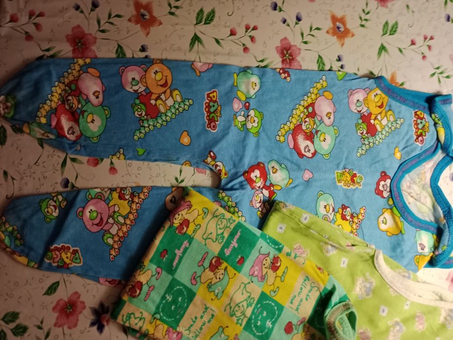 Ползунки для новорожденных