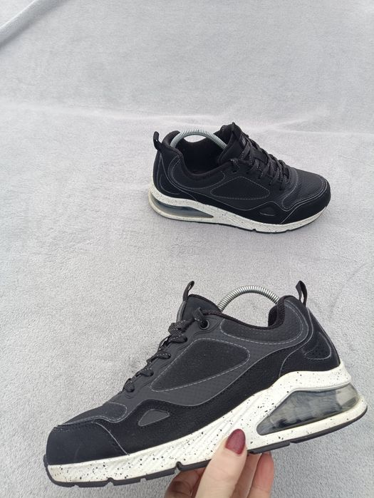 Женские кроссовки Skechers р37