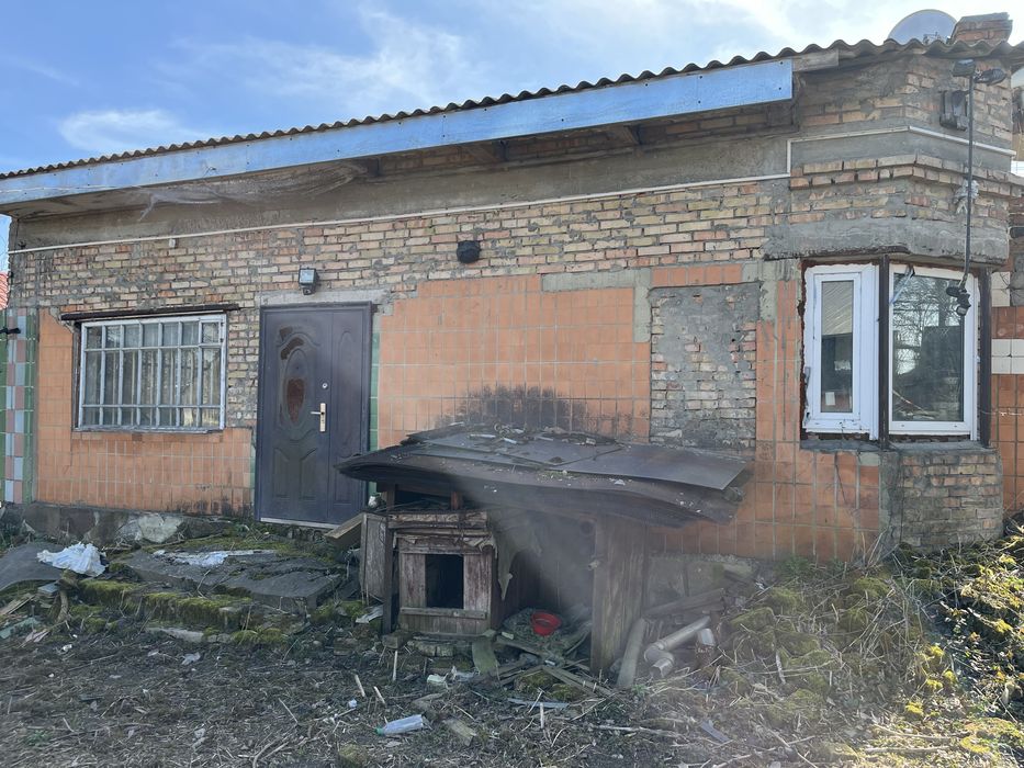 Продаю  будинок в Квасилові (я власниця )