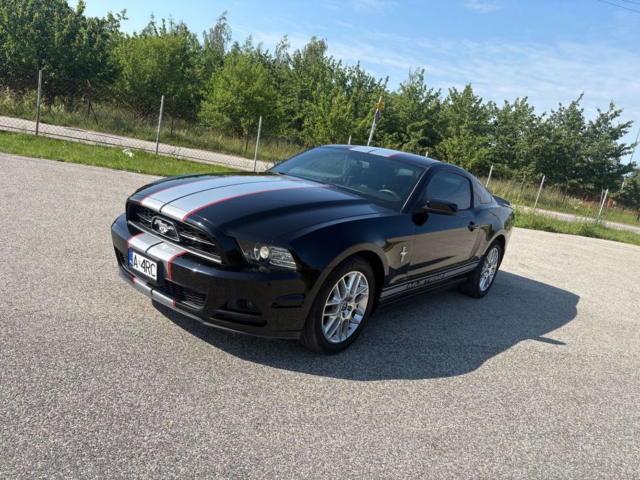 Ford Mustang 3.7 v6 Premium Bardzo Ładny