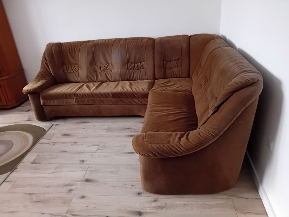 Sprzedam narożnik z funkcją spania.