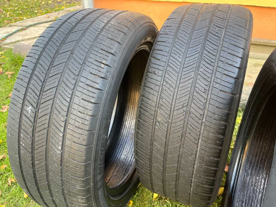 Шини Michelin 215/50/17 літо комплект на авто (4 шини) 2016 рік