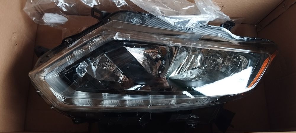 Фара нова ліва NISSAN ROGUE -X-TRAIL 2014-2018 рік