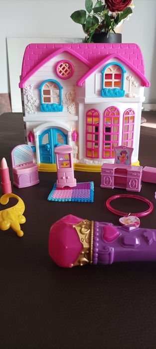 Casa de brincar de bonecas