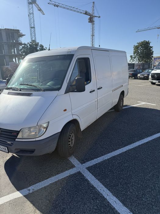 mercedes-benz sprinter