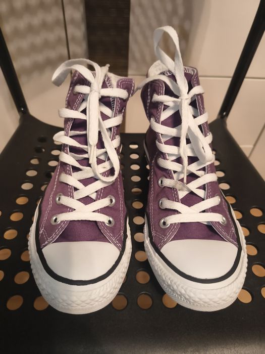 Converse  fioletowe 37,5
