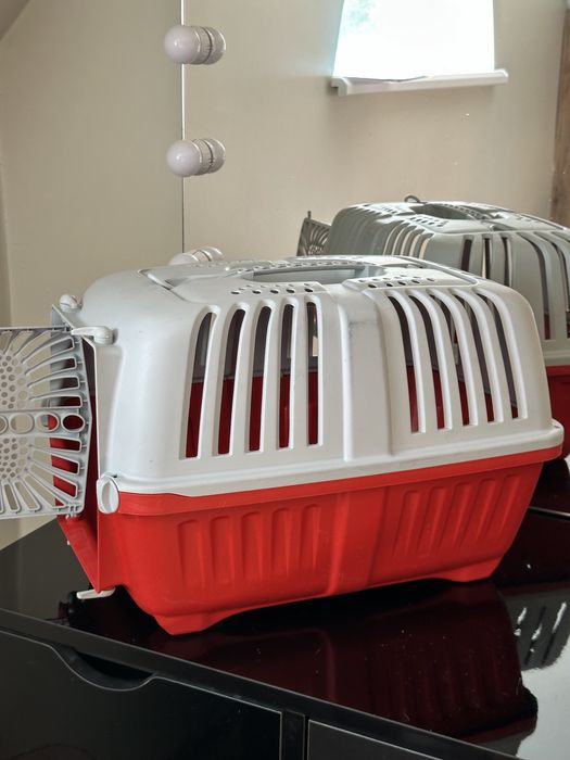 Переноска для тварин