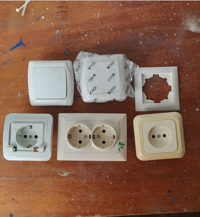 Вимикачі та розетки Siemens