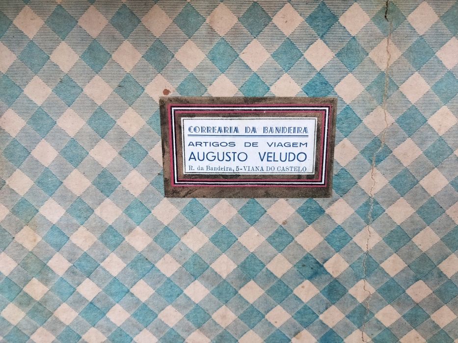 Baú de Porão - séc XX anos 20/30