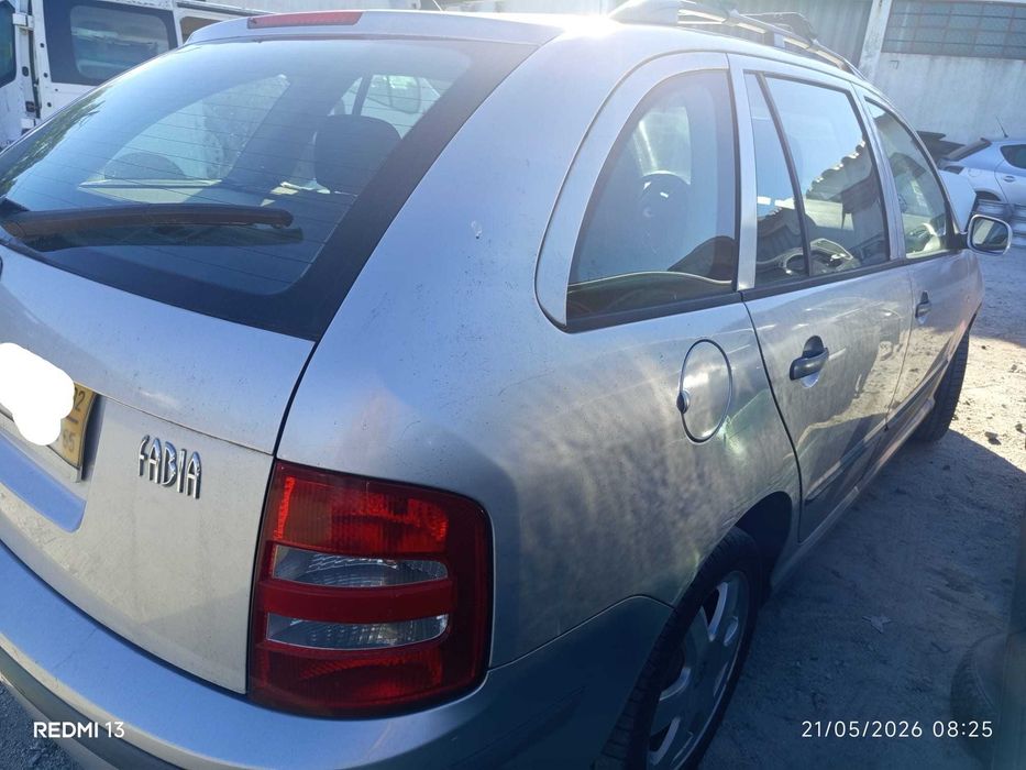Para peças Skoda Fabia 1.4 I ano 2002