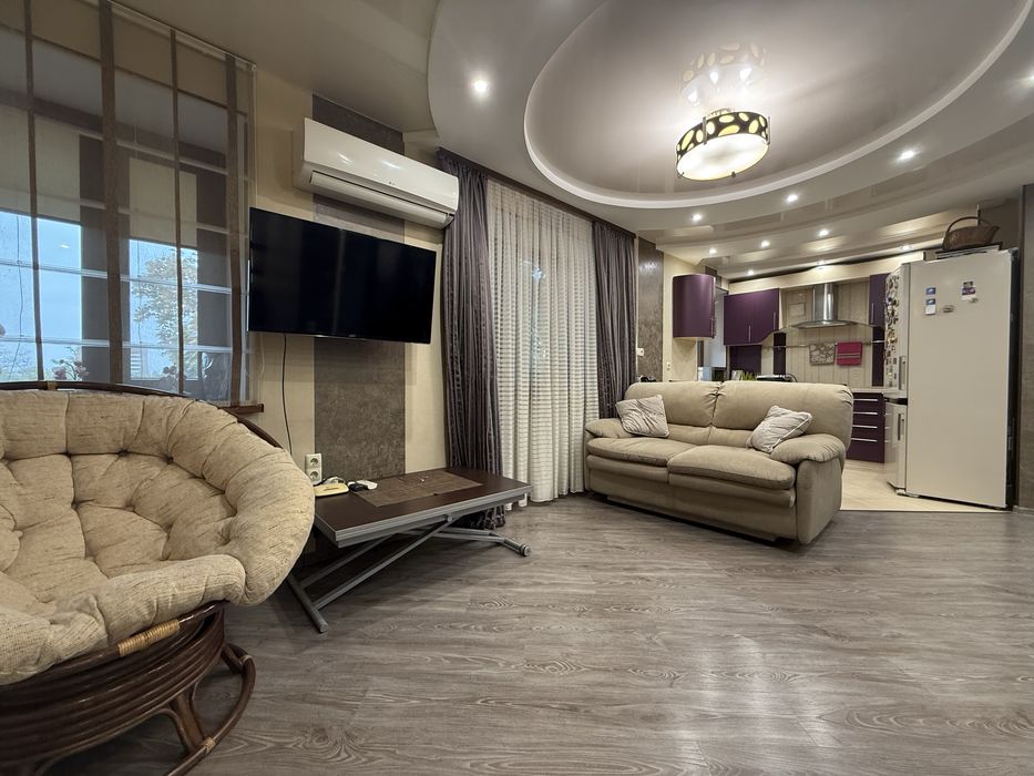 Продаю 2х к.кв. С автономным отоплением в Центре города.