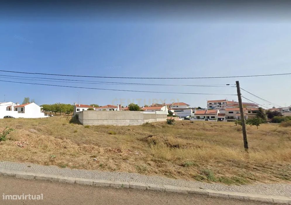 Lote de terreno no Bairro de Santa Luzia
