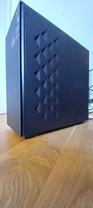 PC–Ryzen 3900X | GTX 1080 Ti | 32 GB RAM | Alphacool Eisbaer 360 AIO