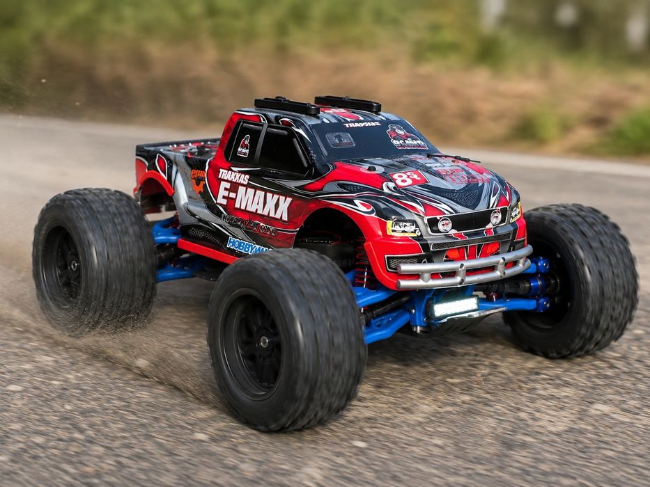 Traxxes E-Maxx 1:8 v3 2026 RPM 6-8S заміна Notorious Outcast Kraton X-MAXX