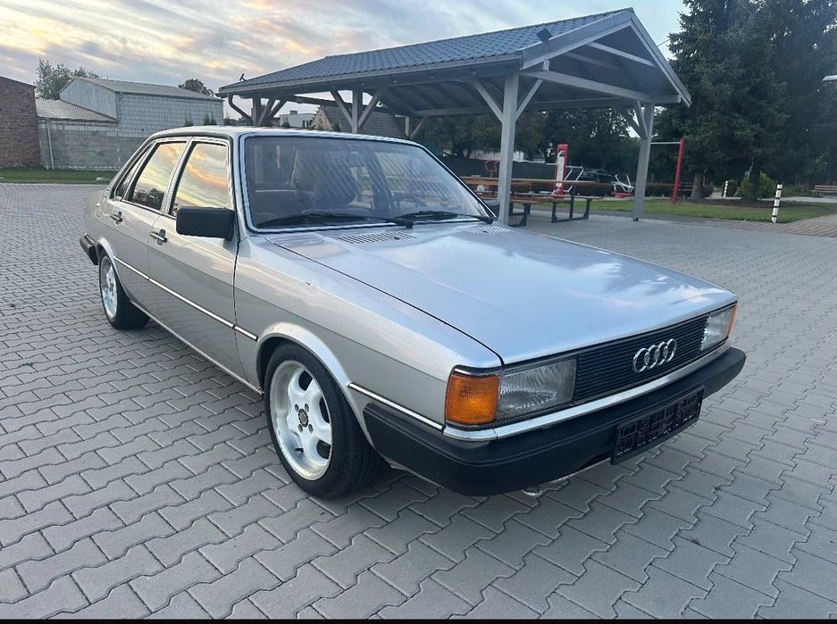 Audi 80