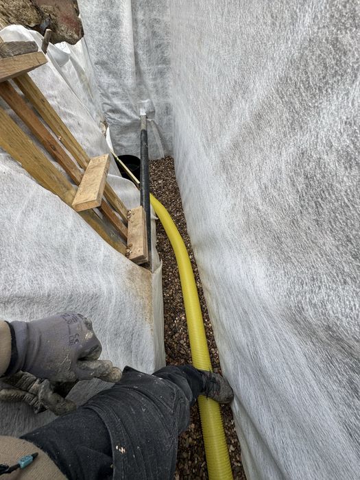 Usługi brukarskie, Mini koparka,Odwodnienie hydroizolacja fundamentow