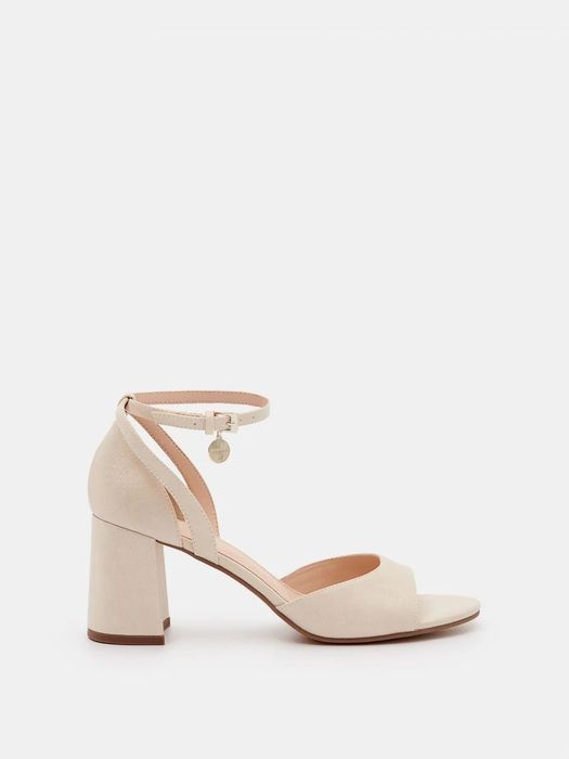 Нові босоніжки 36 розмір 24см