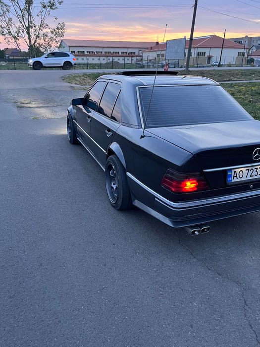 Продам мерседес w124