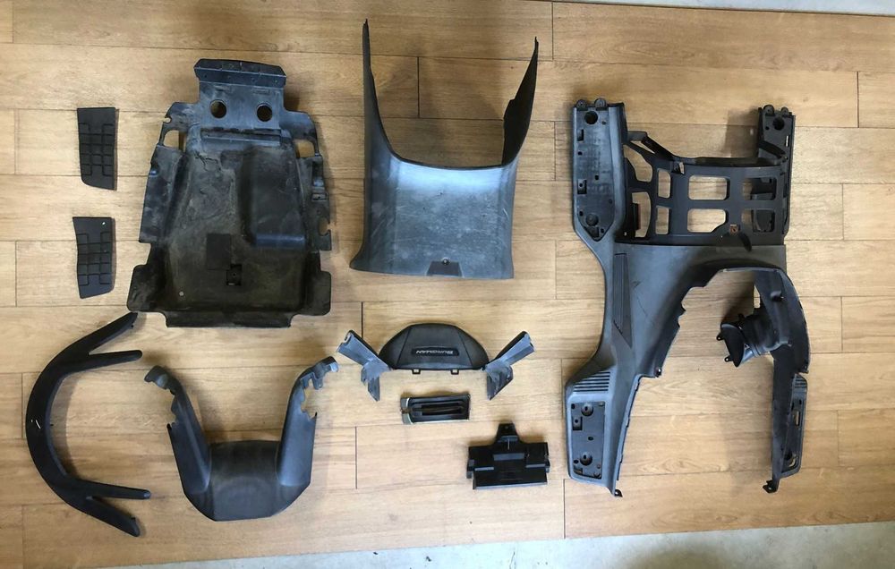DIVERSO MATERIAL SUZUKI BURGMAN 650