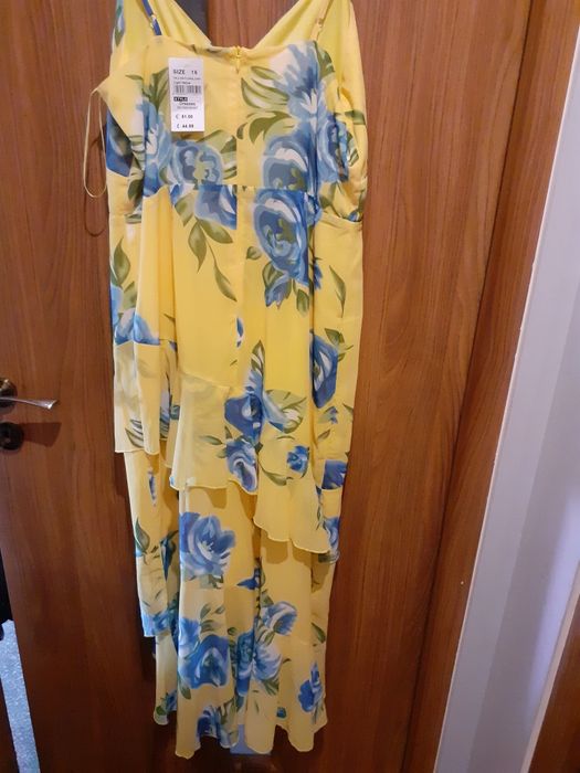 Nowa sukienka rozmiar 44