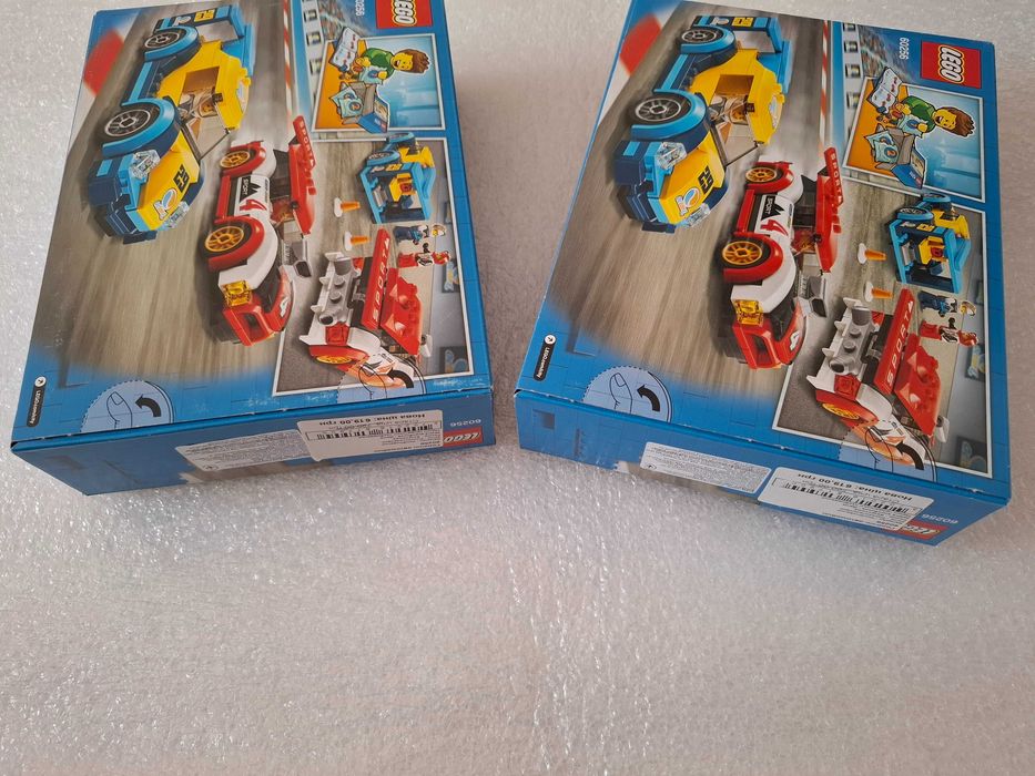 Lego City Гоночні автомобілі (60256)