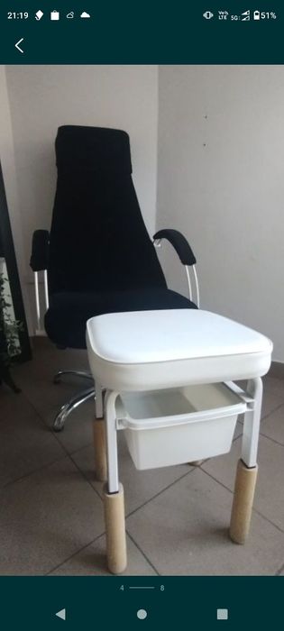 Fotel kosmetyczny manicure pedicure makijaż