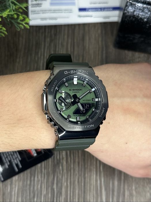 З гарантією / Новий оригінальний Casio G-Shock GM-2100B-3A