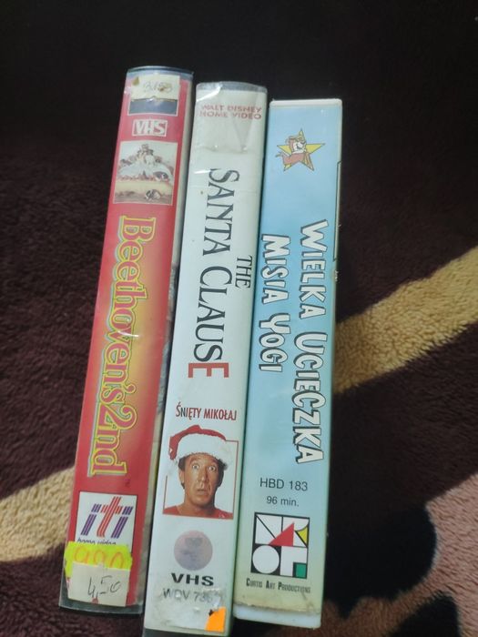 Zestaw filmów familijnych VHS