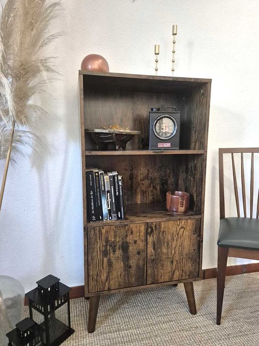 Estante / Prateleira / Móvel de Apoio / Consola / Aparador / Armário